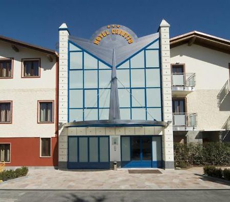Hotel Ceretto Busca Екстериор снимка